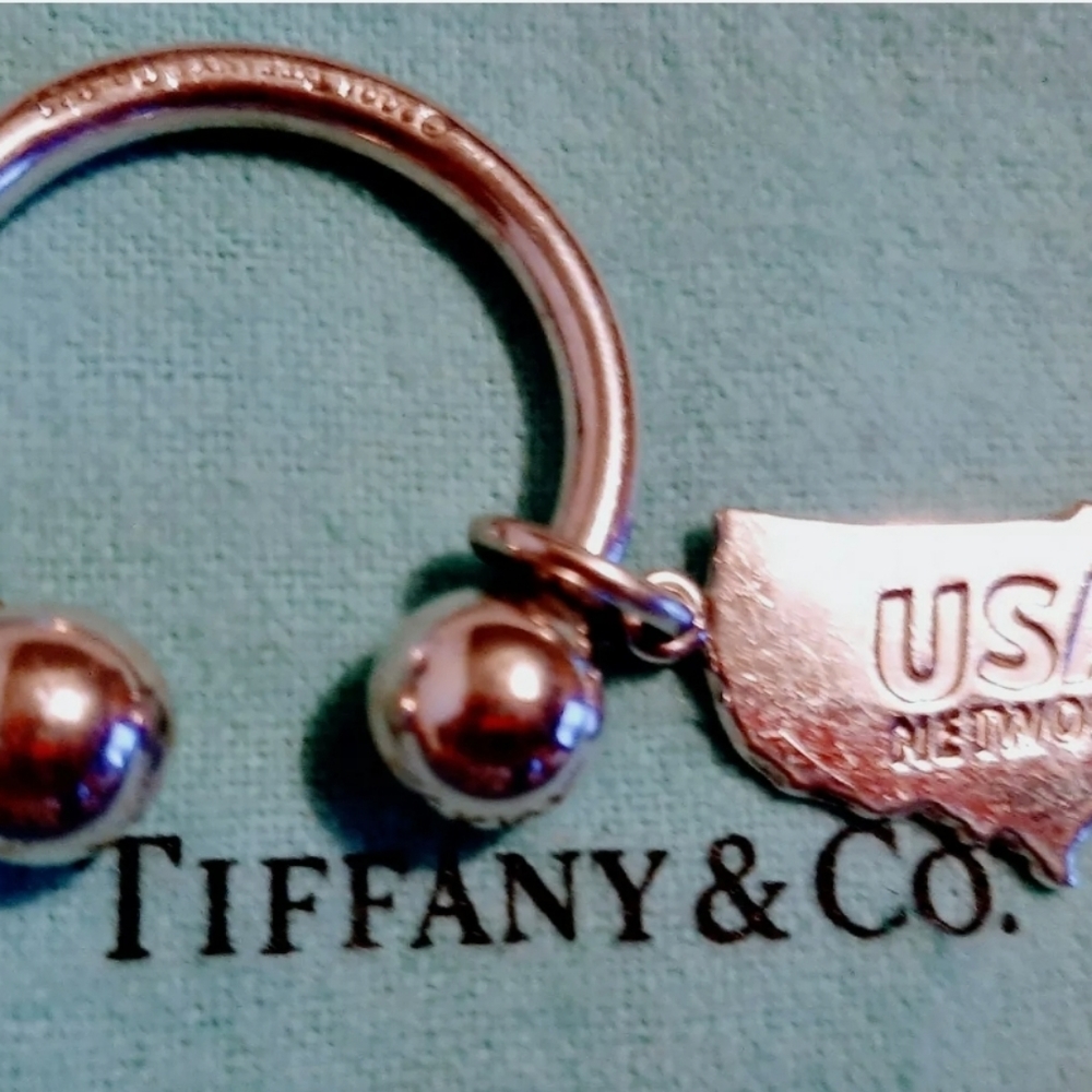 Tiffany & Co 925 Sterling Silver USA Network Key Holder USA Map Charm Pendant